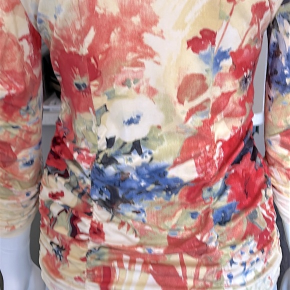 Joseph Ribkoff Ruched Watercolor Zip Top - Picture 10 of 13